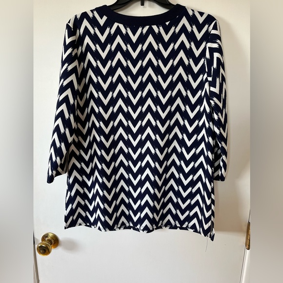 Notations navy and white top, PL - Picture 5 of 5